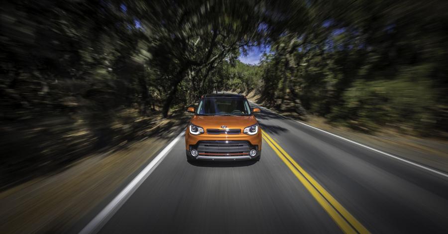  Kia Soul Turbo (PS) 2016 года  (NA) (фото 3 из 35)